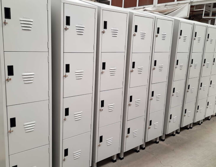 lockers-min